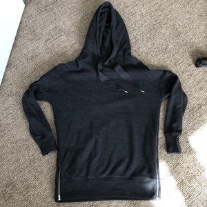 EUC Aerie Hoodie- XS